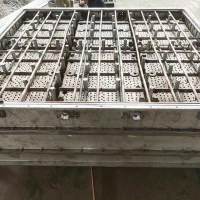 래치와 재사용할 수 있는 알루미늄 합금 EEP 저온상자 주형