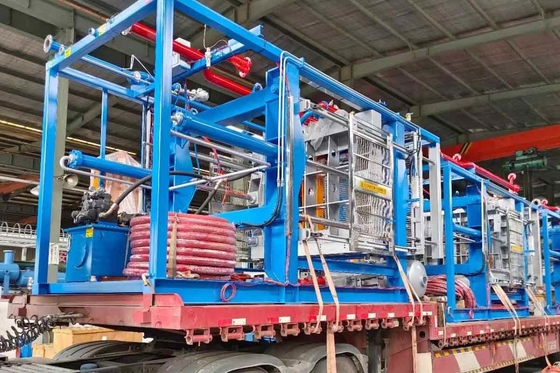 몰딩기를 밀어내는 폴리스티렌 EPS 폼 씨트